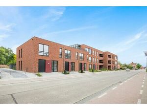 Maison Conviviale dans un Environnement Verdoyant