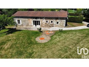 Vente maison 4 pièces 86 m² à Rouzède (16220)  119 900 €