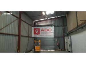 Local bureaux 165 m²