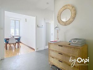 Vente immeuble 307 m² Saint-Gervais-d'Auvergne (63390)