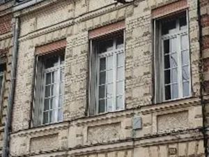 Location appartement 1 pièce 20 m² à Saint-Quentin (02100)  350 €