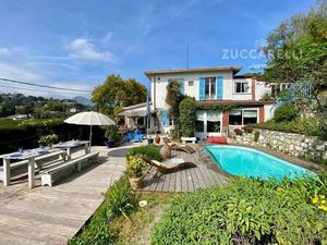 Maison de prestige de 160 m2 en location Nice  Provence-Alpes-Côte d'Azur