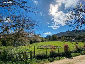 Terrain constructible 2546 m² à Soulatge (11330)