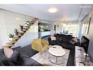 Maison 6 pièces 140 m²