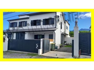 Vente appartement 2 pièces 47 m² à Saint-Louis (97450)  184 500 €