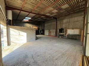 DEPOT - ENTREPOT A LOUER