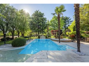 Vente maison 12 pièces 470 m² à Villefranche-sur-saone (69400)  2 575 000 €