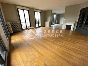 Vente appartement 5 pièces 186.95 m² à Yvetot (76190)  329 000 €