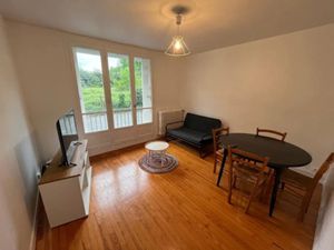 Location meublée appartement 3 pièces 54.64 m² à Guingamp (22200)  590 €