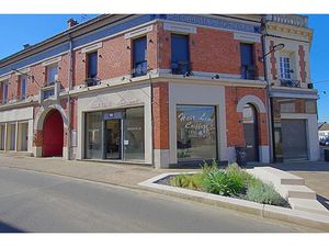 Vente locaux professionnels 75 m² à Ham (80400)  69 500 €