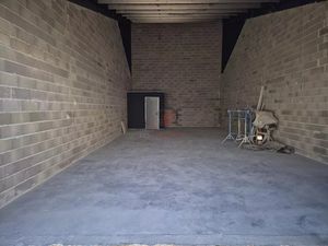 Location locaux professionnels 100 m² à Signes (83870)  1 300 €