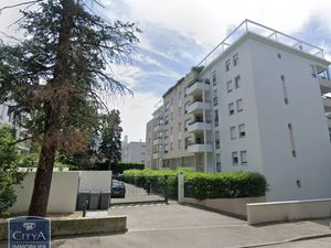 Parking à louer - Sainte-Foy-lès-Lyon (69) - 84€