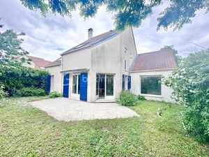 Vente maison 7 pièces 156.63 m² à Savigny-le-Temple (77176)  379 000 €