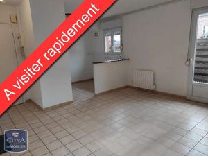 Appartement à louer 2 pièces 46.06 m² - Luneray (76) - 595€