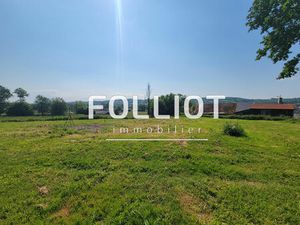 A VENDRE - Terrain sur la commune de Vernix