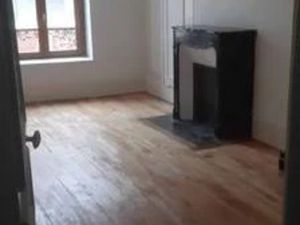 Location appartement 3 pièces 60 m² à Charly-sur-Marne (02310)  670 €