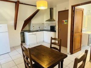 Location meublée appartement 2 pièces 29 m² à Villeneuve-le-Roi (94290)  750 €