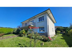 Vente maison 7 pièces 145 m² à Naucelles (15000)  173 990 €