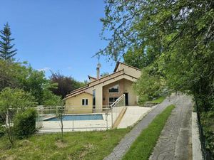 Vente maison 11 pièces 282 m² Thenon (24210)