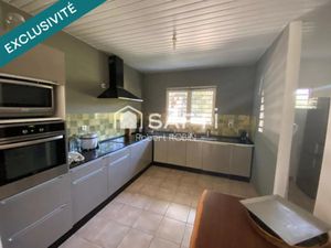Vente immeuble 105 m² à Matoury (97351)  240 000 €