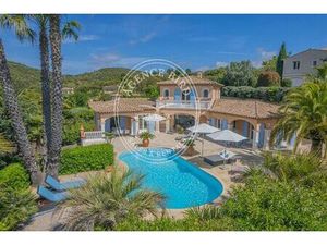 Villa de 5 pièces de luxe en location Sainte-Maxime  Provence-Alpes-Côte d'Azur