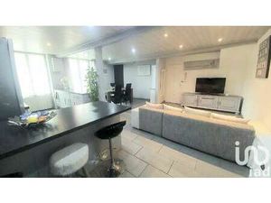 Vente Appartement 3 pièces à Rive-de-Gier (42800) : à vendre 3 pièces / 79m² Rive-de-Gier