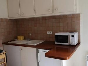 Location meublée appartement 2 pièces 30 m² à Pertuis (84120)  550 €
