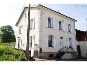 Maison 9 pièces 203 m²