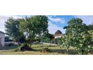 TERRAIN 479 m2 PORT DES BARQUES