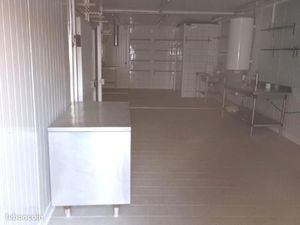 Local traiteur 100 m²