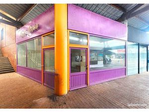 Local commercial 46 m² VAL DE REUIL