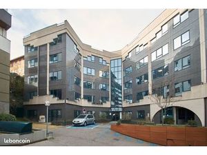 Location Cabinet médical TASSIN rénové avenue victor hugo