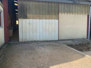 Garage  parking  emplacement camping-car