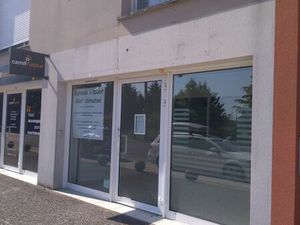 Bureau ou Local 45m2 AVENUE DU MEDOC à EYSINES 33320