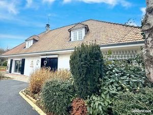 Maison 5 pièces 195 m²