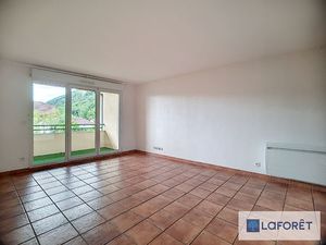 Appartement T3 près de COLLONGES à vendre