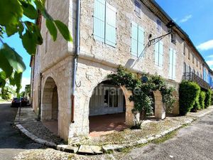 Annonce vente immeuble immeuble de 350m2 à Saint clar (32380) - ParuVendu.fr ref 992780546