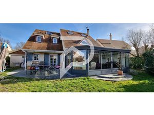 Vente maison 8 pièces 219 m² à Marolles-en-Brie (94440)  599 000 €