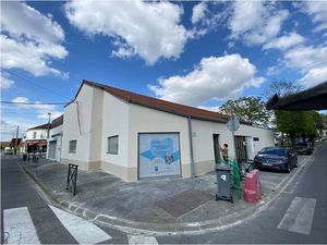 Location locaux professionnels 89 m² à Vigneux-sur-Seine (91270)  1 682 €