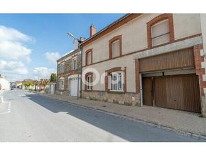 Maison Caurel 125 m² T-7 à vendre  259 900 €