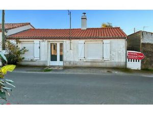 Maison La Chevrolière m² T-2 à vendre  128 000 €