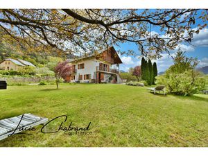 Maison à vendre SAINT CREPIN 7 pièce(s) 134m2 588 000€