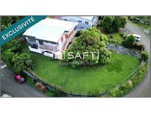 Vente maison 6 pièces 190 m² à Le lorrain (97214)  275 000 €