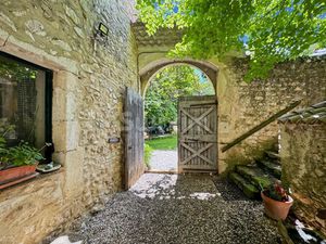 Vente maison 14 pièces