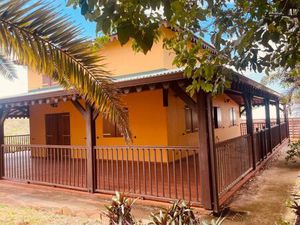 Opportunité !!!! Maison vue mer avec beau potentiel