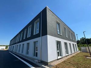 Bureaux lumineux 178 m² à vendre ? ZAC de Mercy  Ars-Laquenexy  proche hôpital régional av