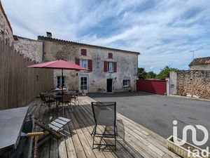 Vente maison 5 pièces 147 m² Boutiers-Saint-Trojan (16100)