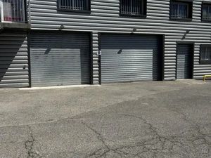 LOCAL D'ACTIVITE VENELLES