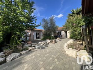 Maison traditionnelle à vendre à Ars-sur-Formans