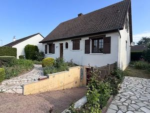 Vente maison 5 pièces 94 m² à Thivars (28630)  197 900 €